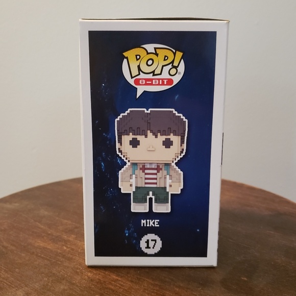 Stranger Things Mike (8-Bit) - Picture 4 of 6